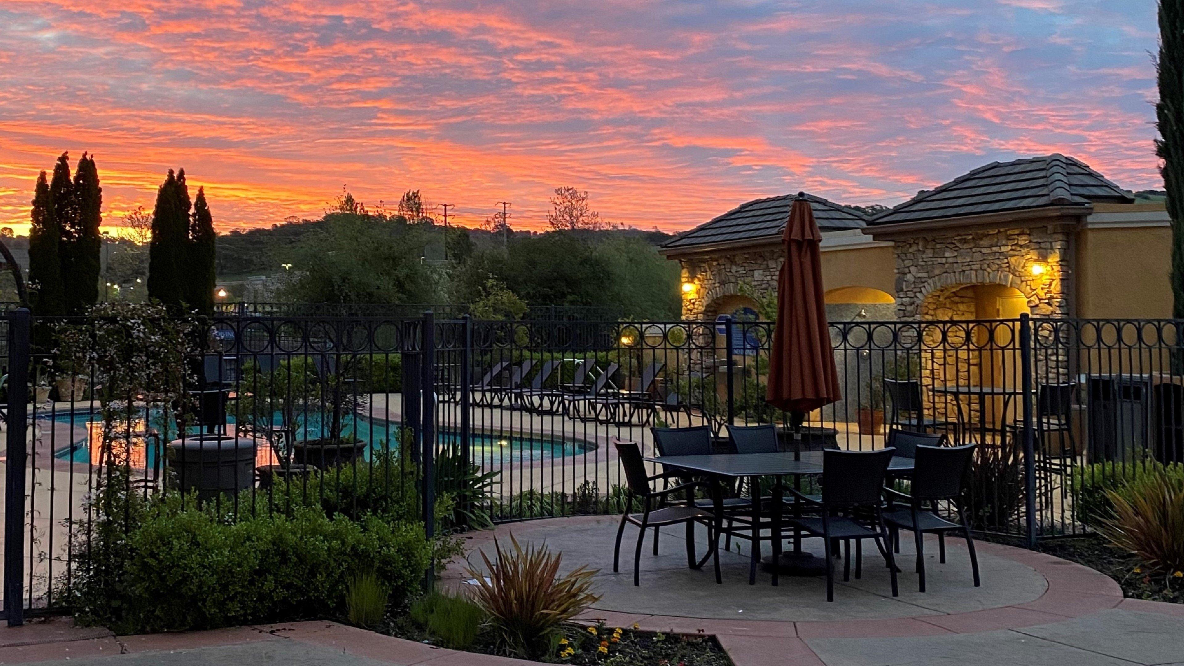 Holiday Inn Express Hotel & Suites El Dorado Hills By Ihg Exteriör bild